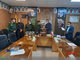 تقدیر فرمانده سپاه خمینی شهر از فرماندهان و اعضای شورای حوزه مقاومت بسیج&nbsp; شهید رجایی