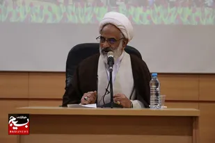 صبر واستقامت خانواده شهدا کمتر از اجر و پاداش شهیدان نیست
