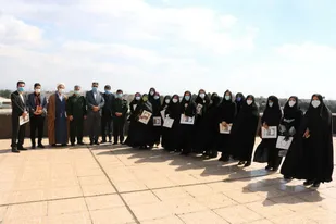 معلمان، مجاهدان بی توقع جامعه