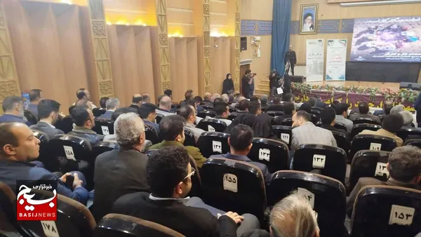 همایش طلایه داران اقتصاد مقاومتی
