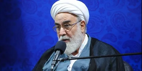 دشمن می‌خواهد نسل جوان ما را فاسد کند/ رهبری بسیار به آینده امیدوارند