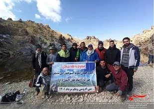 بسیجیان حوزه های سپاه تبریز به قله سبلان&lrm; صعود کردند