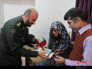 دیدار فرمانده سپاه گرگان با خانواده شهید تیمور مهاجر بادکوبه