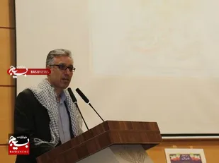 دانشگاهیان در عرصه جهاد تبیین گام بردارند
