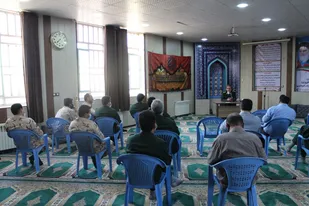 جلسه آموزشی بهداشت و سلامت در ناحیه مقاومت بسیج میبد
