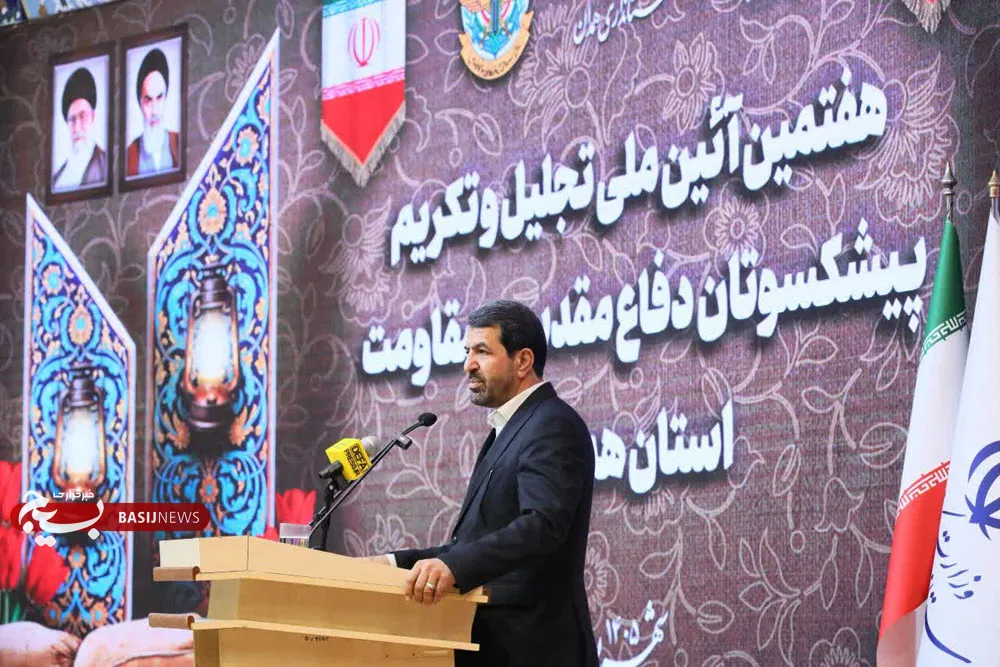 مکتب دفاع مقدس، دانشگاه انسان‌سازی و کانون پرورش مدیران بحران‌شکن است