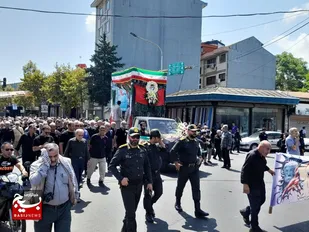 پیکر مطهر شهید دریانورد &laquo;نیمامرادی&raquo; در بندر انزلی تشییع و تدفین شد