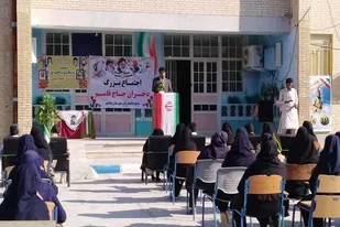 آینده دولت اسلامی دست جوانان و دانش آموزان انقلابی است