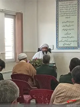 نشست بصیرتی تبیینی پیرامون حماسه حضور در انتخابات