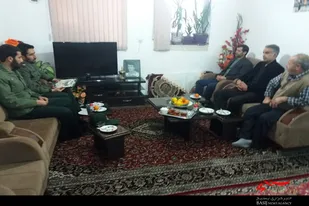 دیدار بسیجیان حوزه امام حسین(ع) ملایر با خانواده شهدا