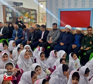 زنگ مهر در سرخ&zwnj;رود با حضور مسئولان و تجلیل از مقام شهدا نواخته شد