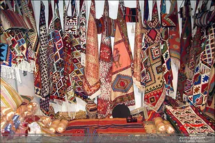 ۳۵ کارگاه خانگی صنایع دستی در لرستان فعال است
