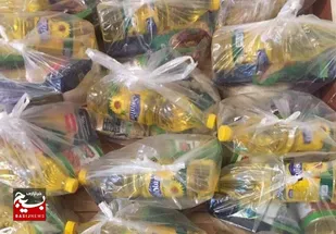رزمایش کمک مومنانه واهدای ۴۰۰ بسته معیشتی به خانواده های کم برخوردار در بخش نصرآباد