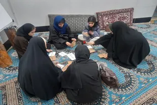 از تفسیر آیات قرآن تا تبیین اهمیت نماز؛ روایت حلقه تربیتی نوجوانان در سرخه