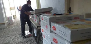 توزیع بیش از 20 تن مرغ منجمد بین نیازمندان استان تهران