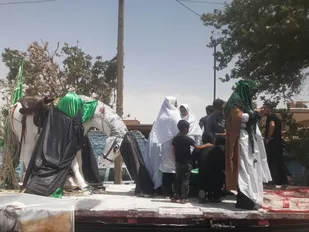 برگزاری نمایش سیار و خیابانی "روز واقعه" در کانون بسیج هنرمندان شهرستان کاشمر