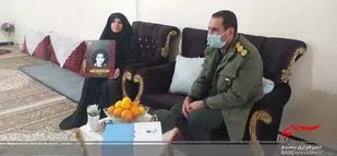 دیدار مسئولان با خانواده معظم شهدای شهرستان دلفان