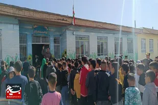تجمع دانش&zwnj;آموزان ملایر در حمایت از عملیات وعده صادق