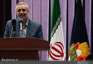 دفاع مقدس سرشار از الگوهای کامل و فرهنگ های ارزشمند است