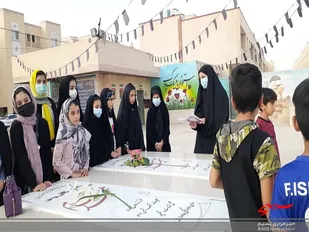 عطر افشانی قبور شهدا&zwnj;ی گمنام شهرستان بافق