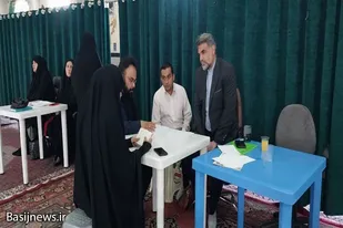 برپایی میز خدمت در حاشیه برگزاری نمازجمعه شهرستان بهار