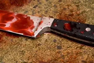 قتل زن ۴۵ ساله با ضربات چاقو توسط مردی جوان