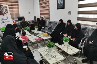 سرمربیان خواهر افسران خط مقدم جهاد تبیین هستند