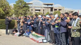 تشییع حماسی شهید ابوالفضل خطیب زاده در دامغان