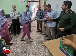 توزیع 80 بسته محصولات فرهنگی در مدارس روستای سالم آباد