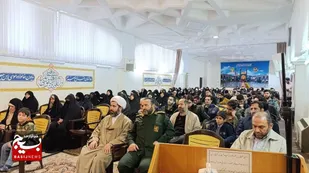 جشن دهه فجر و اعیاد شعبانیه و تقدیر از فعالان فضای مجازی ناحیه امام حسین (ع) برگزار شد