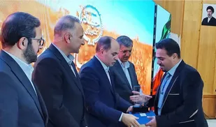 رئیس مرکز جهاد کشاورزی قنوات تجلیل شد