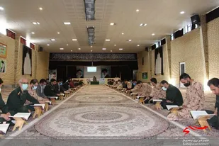 برگزاری برنامه محفل انس با قرآن کریم به مناسبت هفته وحدت در بروجرد