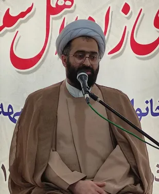 مسلمانان باید نسبت به هم، غیرت و تعصّب مکتبى داشته باشند/ اسلام مرز نمى&rlm; شناسد