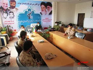 نشست صمیمی فرمانده سپاه ناحیه بینالود با سربازان