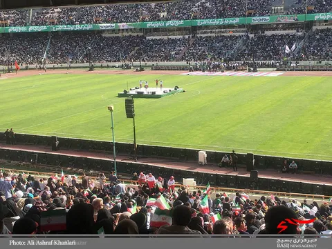 تصاویر هوایی عظمت حضور بیش از صدهزار نفری مردم در اجتماع بزرگ خانوادگی «سلام فرمانده» در ورزشگاه آزادی