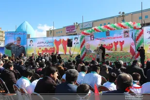 شکوه حضور وایستادگی در بام ایران