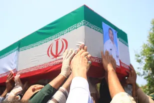 شهدای حادثه شناور کنارک تشییع شدند