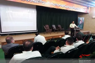 جلسه هم&zwnj;اندیشی فرماندهان پایگاه حوزه علی بن ابیطالب(ع) با نیروی انتظامی ملایر