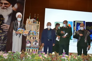 رونمایی از 5 جلد کتاب دفاع مقدس لشکر 10 سیدالشهدا(ع)