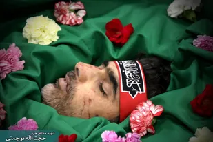 مراسم تدفین و خاکسپاری پیکر مطهر شهید مدافع حرم "حجت الله نوچمنی"