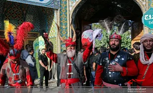 کاروان نمادین اسرای کربلا در قم
