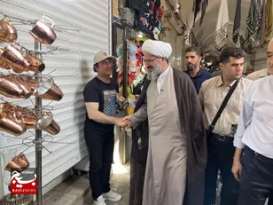 حضور نماینده ولی فقیه در استان سمنان در «بازار بزرگ سمنان» و گفتگو با اصناف، بازاریان و کسبه