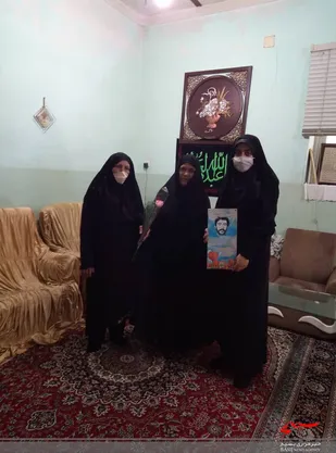 دیدار با خانواده شهدا توسط پایگاه مقاومت بسیج خواهران محدثه شهرستان بوشهر