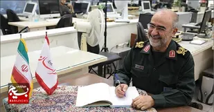 نقش موثر رسانه در بازنمایی خدمات محرومیت زدایی بسیج و سپاه/رسانه&zwnj;های خودی، در برابر جبهه استکبار انسجام کافی داشته باشند + فیلم