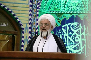 کلید حل مشکلات اقتصادی، رونق تولید است/ نیاز جامعه اسلامی، ترویج افکار امام راحل است