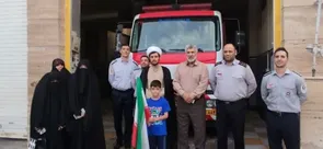 آیین تجلیل از آتش نشانان در مهرشهر کرج برگزار شد