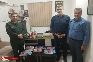 ۳۰۰ بسته لوازم التحریر در بین خانواده کارگران اهدا شد
