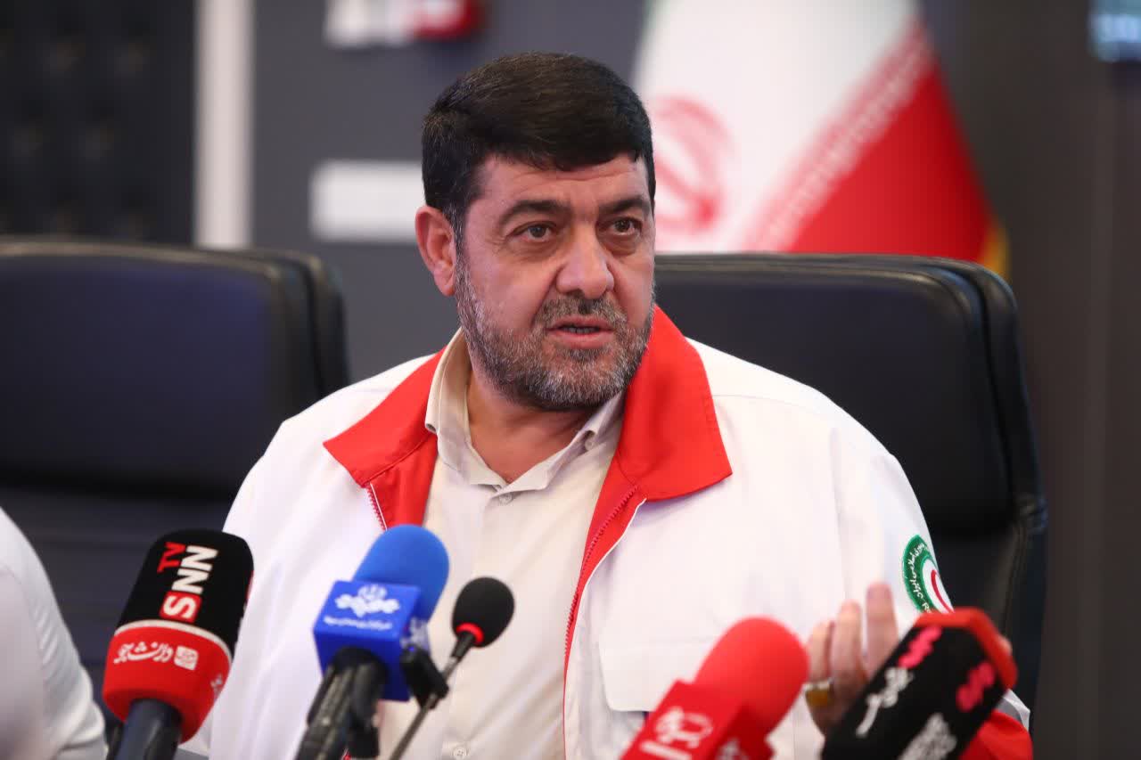 هلال احمر و بسیج، باید یک شبکه منظم، حرفهای و همیشه بیدار برای امدادرسانی اجتماعی باشند هلال احمر و بسیج، باید یک شبکه منظم، حرفهای و همیشه بیدار برای امدادرسانی اجتماعی باشند