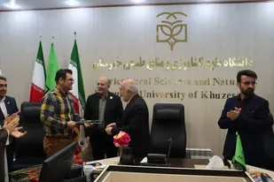تقدیر استاندار از دانشمند یک درصد برتر جهان در دانشگاه علوم کشاورزی خوزستان