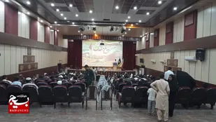 برگزاری شب شعر و خاطره گویی دفاع مقدس در نیکشهر با حضور فرمانده سپاه سلمان استان سیستان و بلوچستان